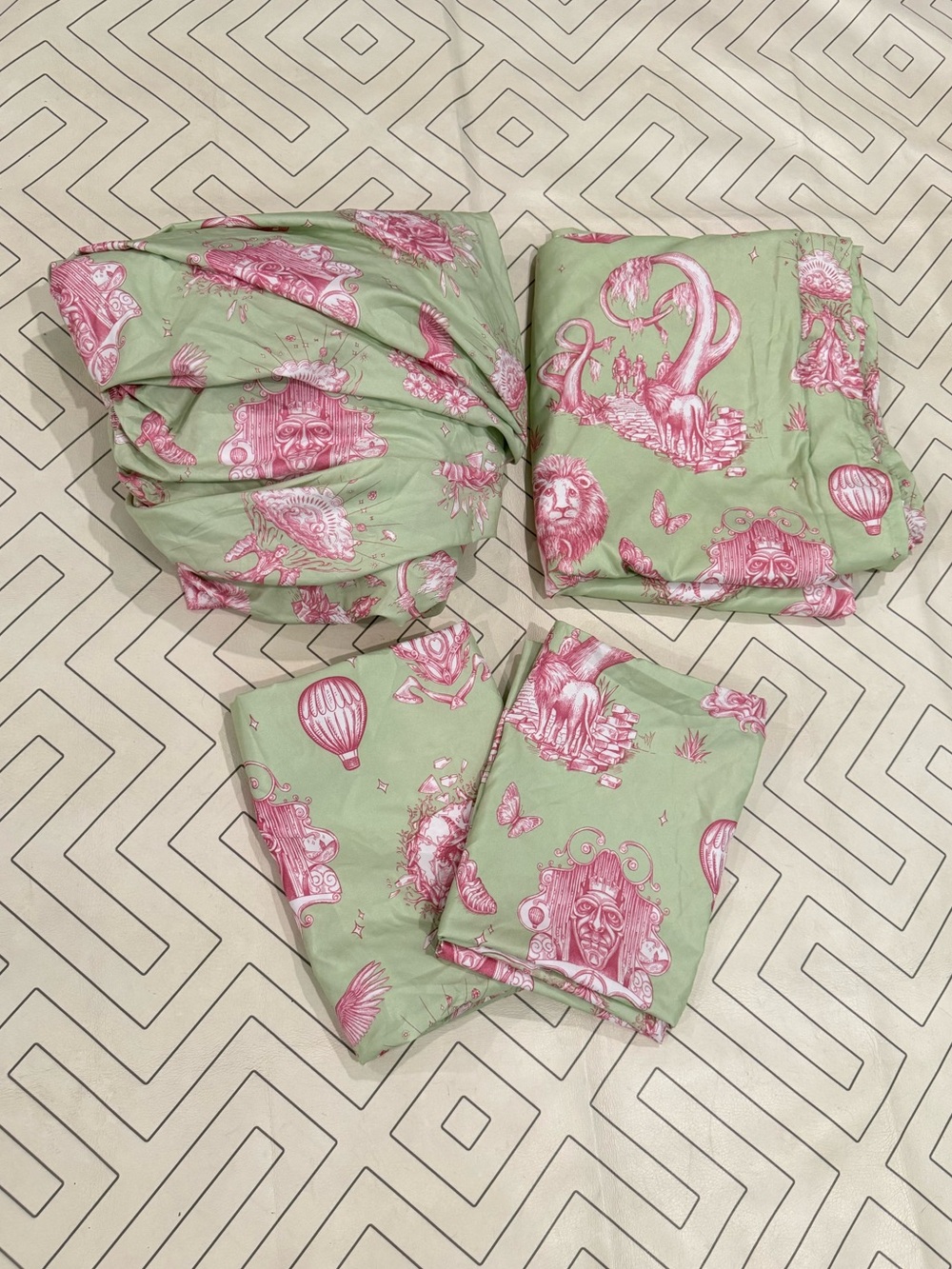 Katie Kime x Wicked Full Sheet Set